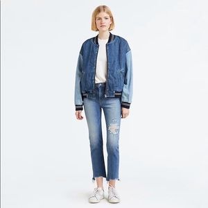 Levi's | 724 High Rise Straight Distressed Jeans Size‎ 24